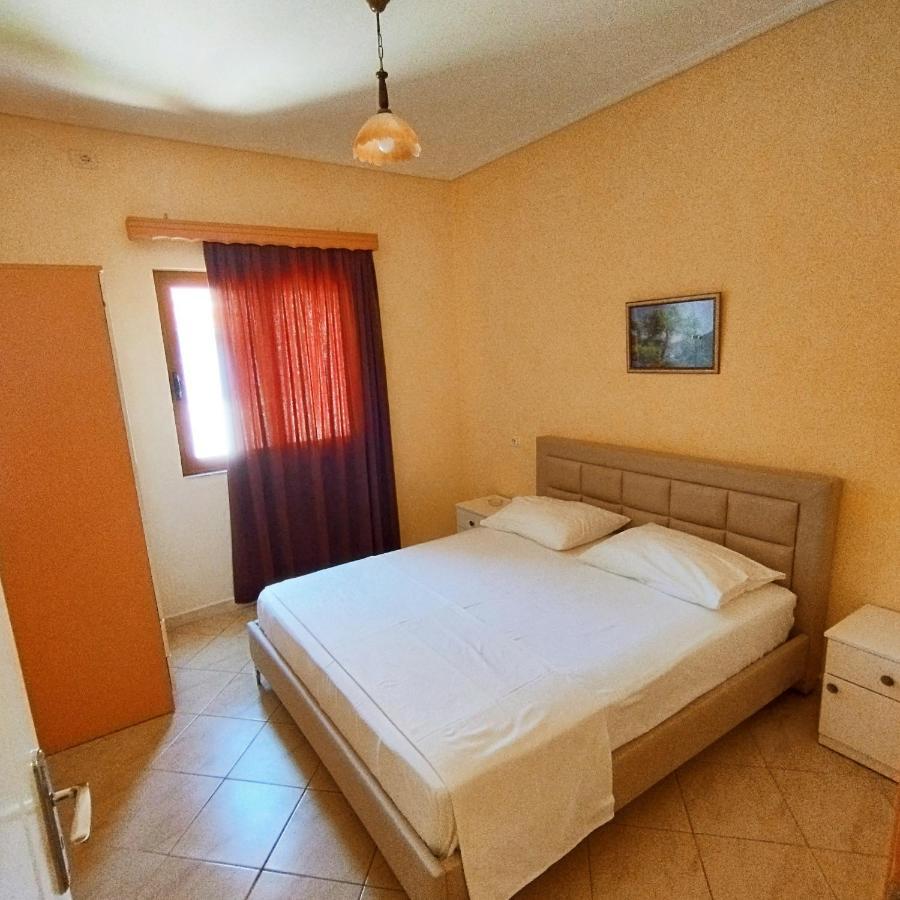 Mejdi Apartments Saranda Extérieur photo