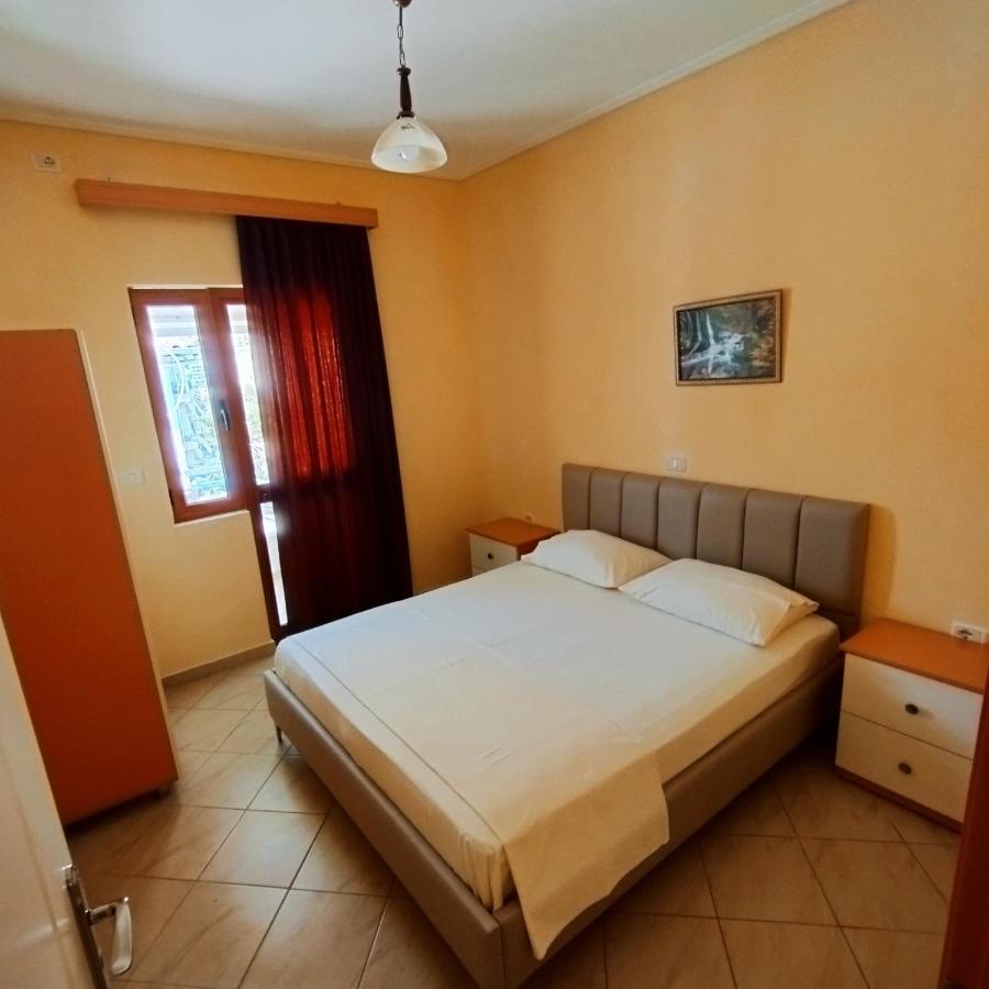 Mejdi Apartments Saranda Extérieur photo