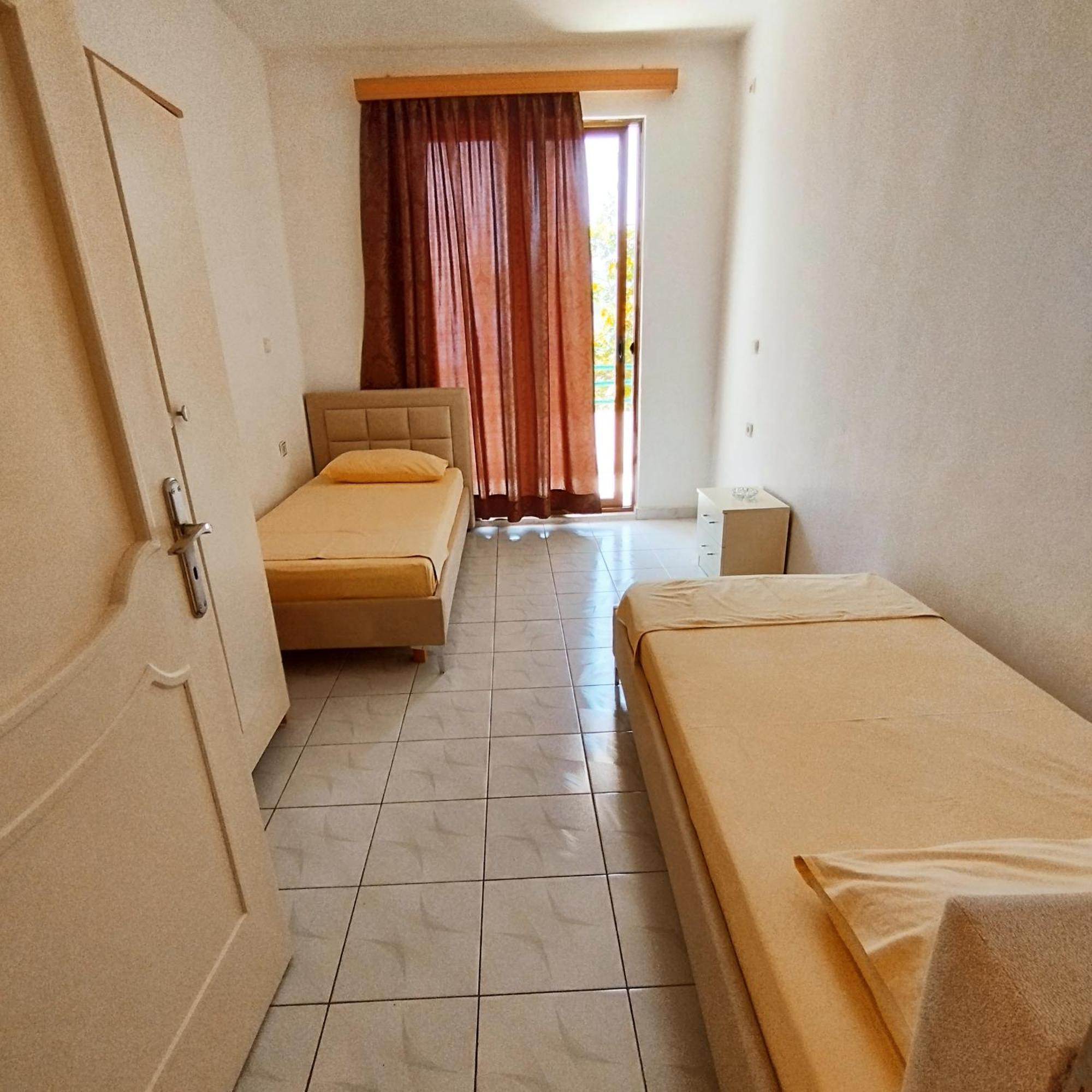 Mejdi Apartments Saranda Chambre photo