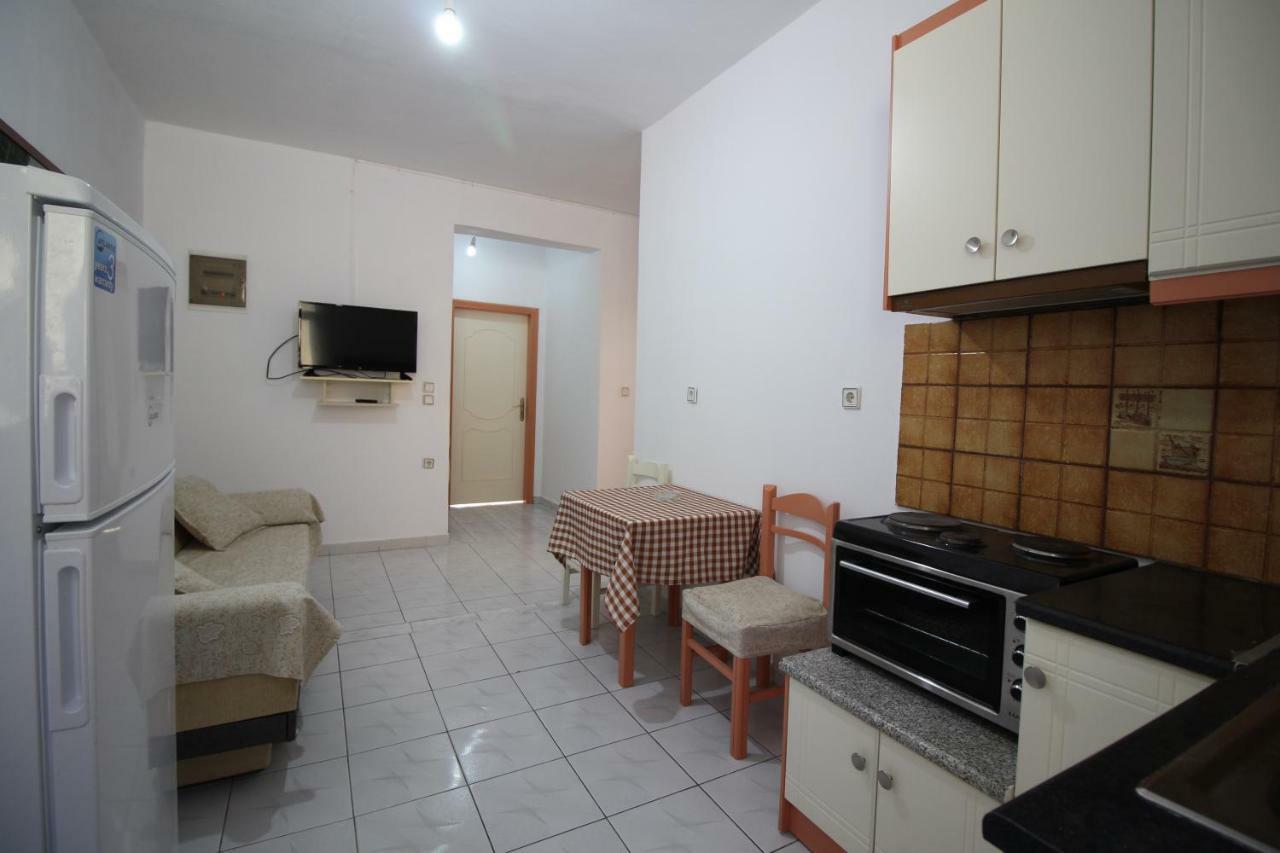 Mejdi Apartments Saranda Extérieur photo